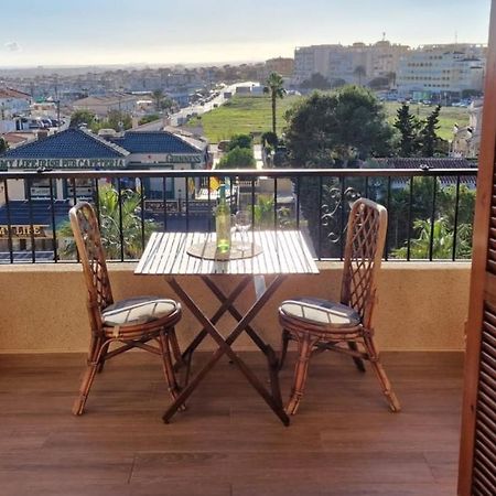 Cozy Apartment With Sea View Torrevieja Exterior foto